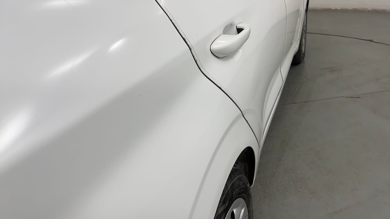 Used 2021 Hyundai Aura S 1.2 CNG Cng Manual dents MINOR SCRATCH