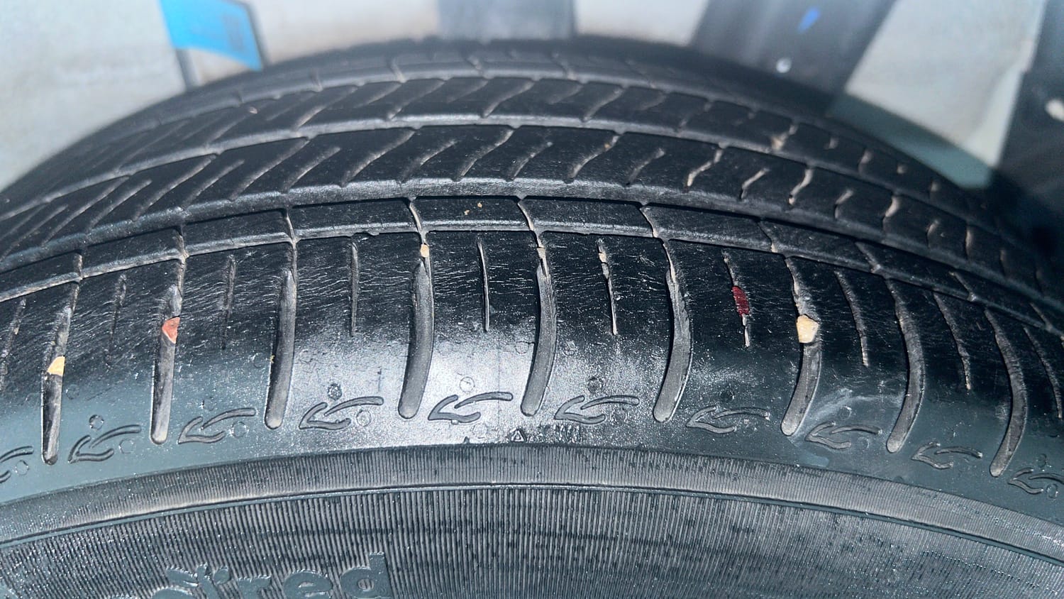 Used 2023 Hyundai Grand i10 Nios Sportz 1.2 Kappa VTVT Petrol Manual tyres LEFT REAR TYRE TREAD VIEW