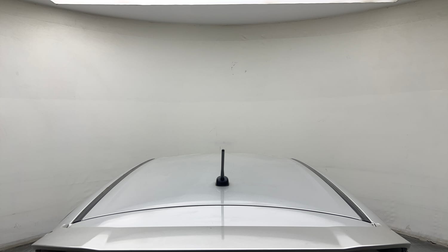 Used 2022 Maruti Suzuki Swift VXi Petrol Manual exterior EXTERIOR ROOF VIEW