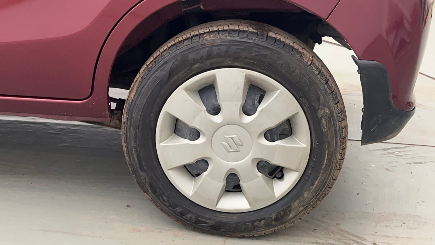 Used 2019 Maruti Suzuki Alto K10 VXi Petrol Manual tyres LEFT REAR TYRE RIM VIEW