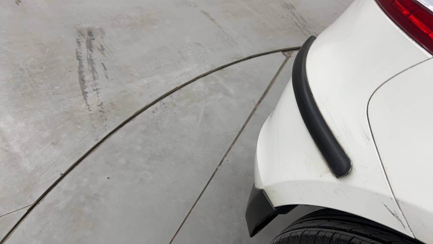 Used 2013 Maruti Suzuki Swift VXi Petrol Manual dents MINOR SCRATCH