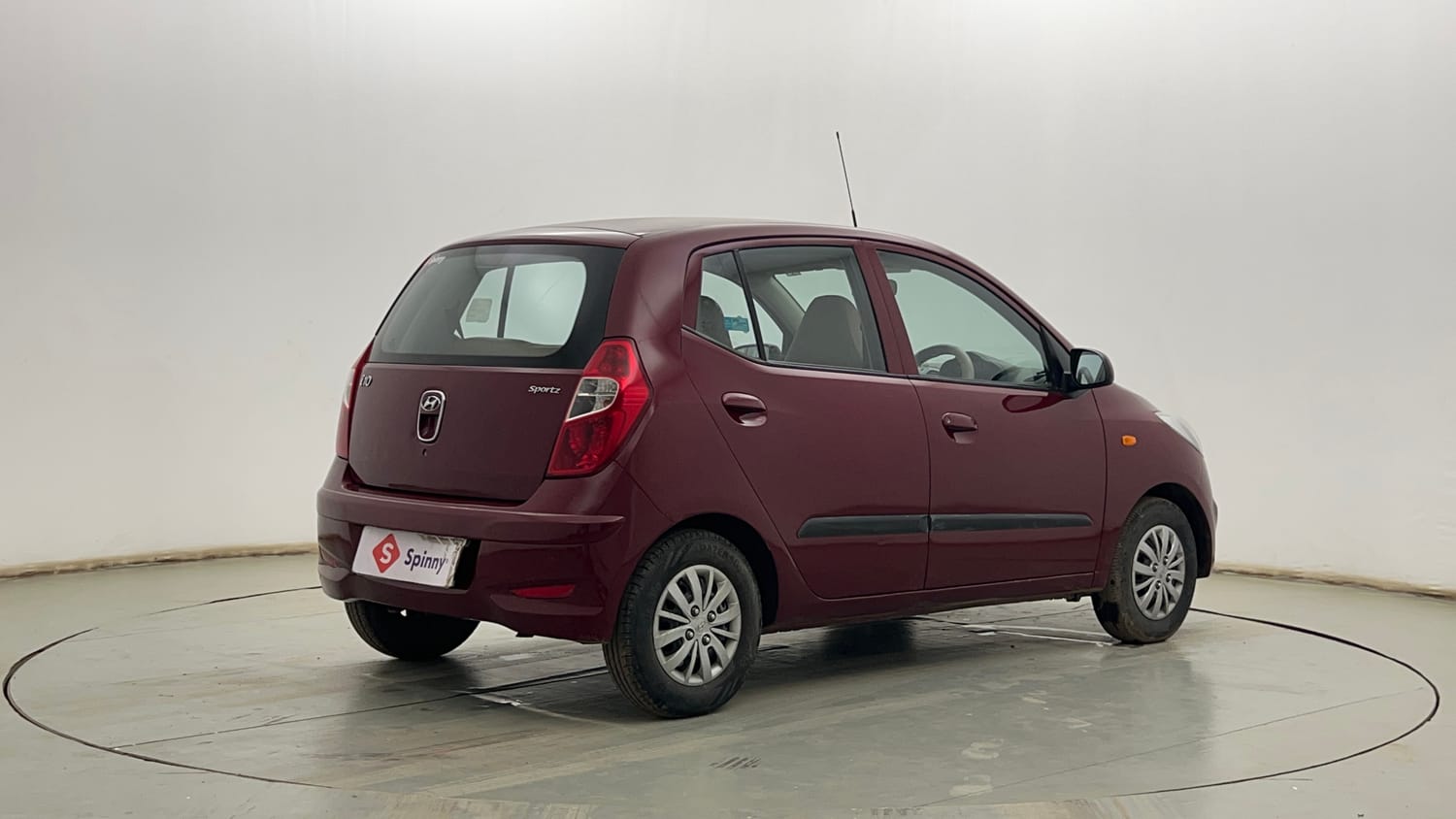 Used 2016 Hyundai i10 Sportz 1.1 iRDE2 Petrol Manual exterior RIGHT REAR CORNER VIEW