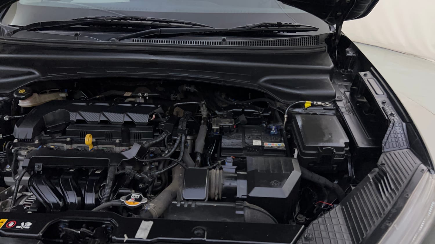 Used 2023 Hyundai Creta SX 1.5 Petrol Petrol Manual engine ENGINE LEFT SIDE HINGE & APRON VIEW