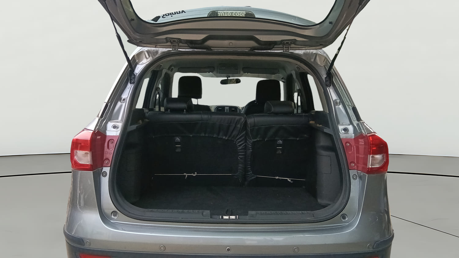 Used 2019 Maruti Suzuki Vitara Brezza [2016-2020] ZDi Diesel Manual interior DICKY INSIDE VIEW