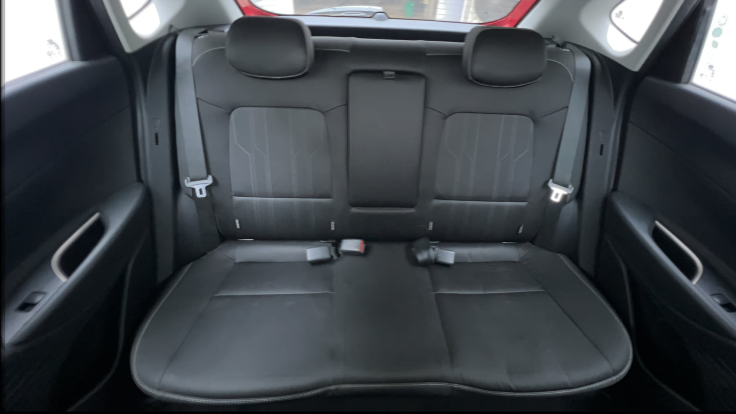 Used 2022 Hyundai i20 Asta (O) 1.2 IVT Petrol Automatic interior REAR SEAT CONDITION VIEW