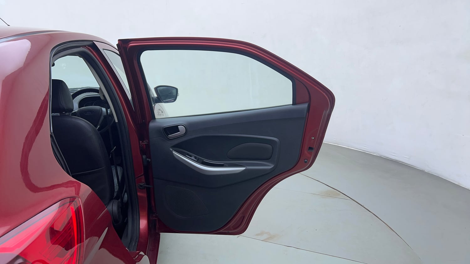 Used 2015 Ford Figo Titanium1.5 TDCi Diesel Manual interior RIGHT REAR DOOR OPEN VIEW
