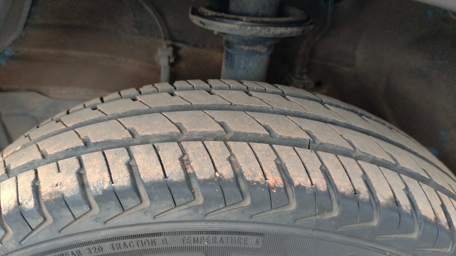 Used 2023 Maruti Suzuki Alto K10 VXi AGS Petrol Automatic tyres LEFT FRONT TYRE TREAD VIEW