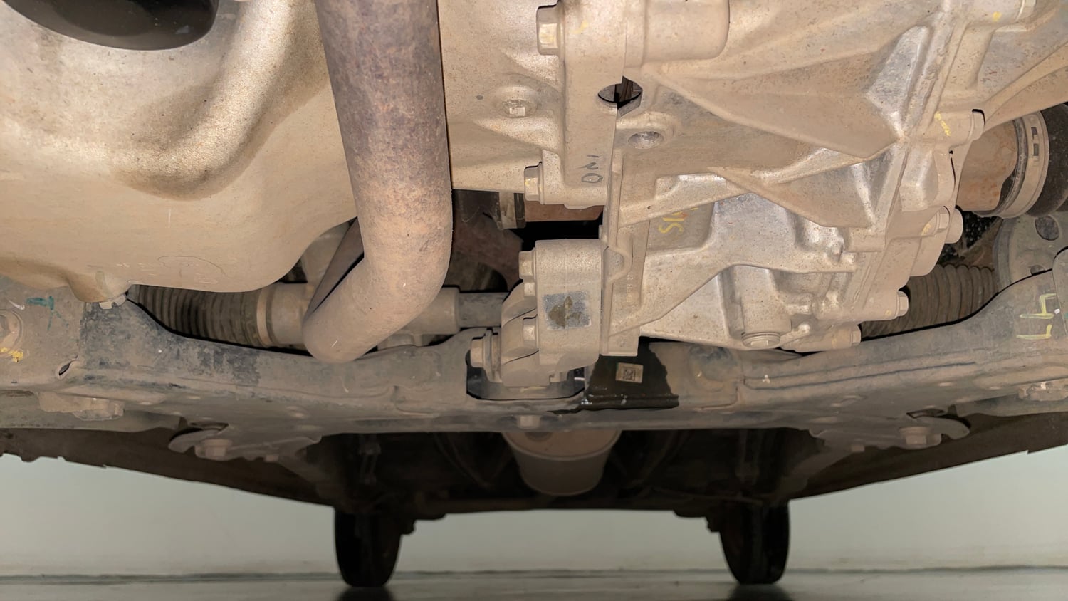 Used 2024 Maruti Suzuki Alto K10 VXi Plus AGS Petrol Automatic extra FRONT LEFT UNDERBODY VIEW