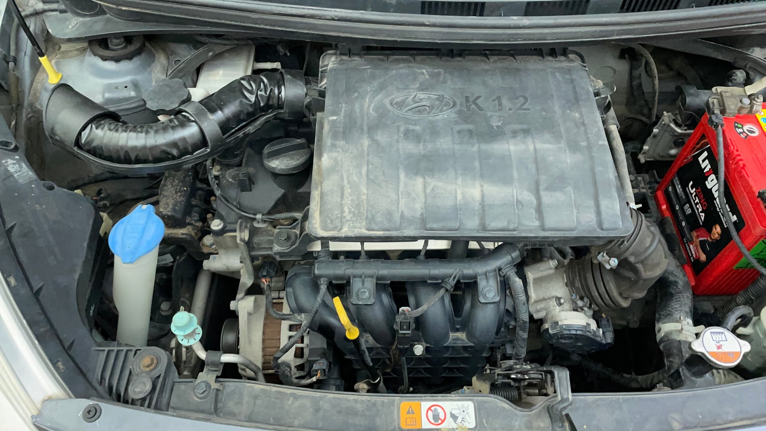 Used 2018 Hyundai Grand i10 Magna 1.2 Kappa VTVT Petrol Manual engine ENGINE RIGHT SIDE VIEW