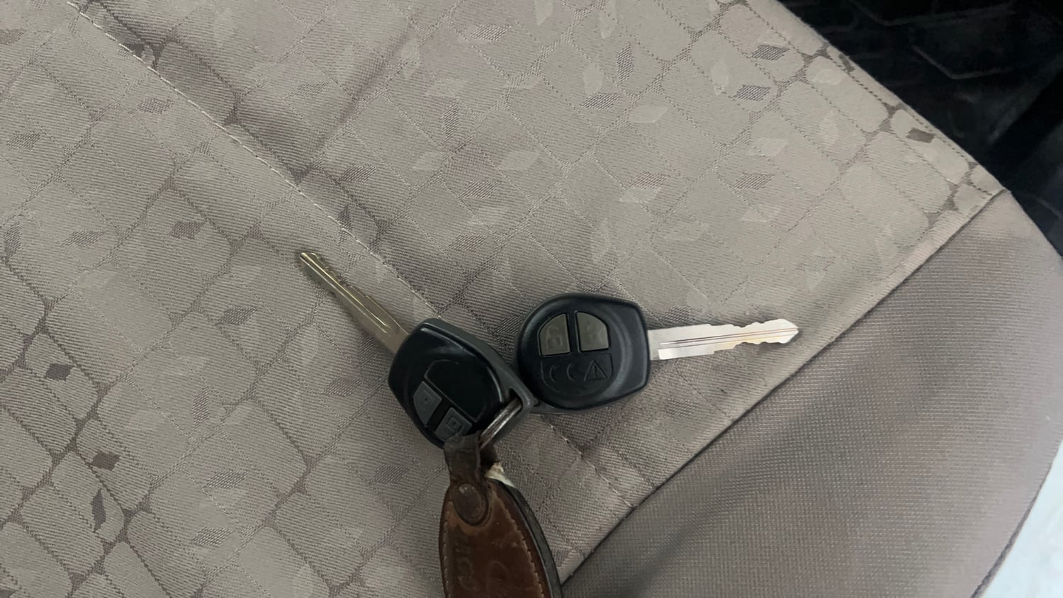 Used 2015 Maruti Suzuki Wagon R VXI Petrol Manual extra CAR KEY VIEW