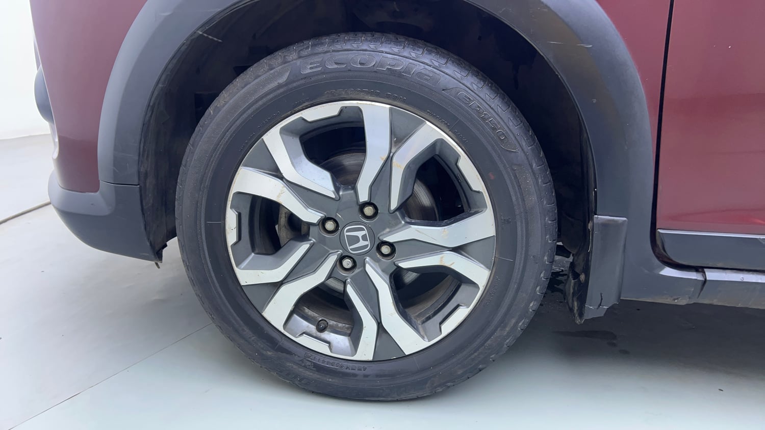 Used 2018 Honda WR-V VX MT Petrol Petrol Manual tyres LEFT FRONT TYRE RIM VIEW