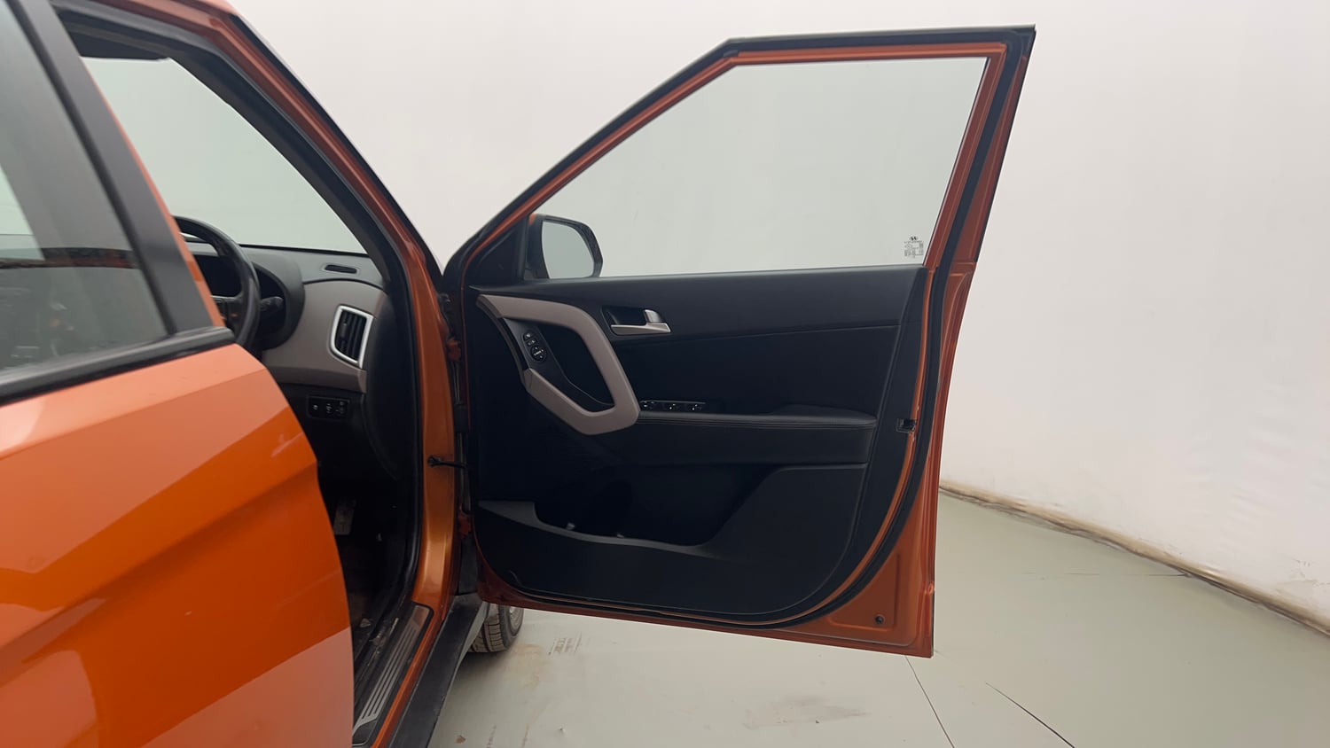 Used 2018 Hyundai Creta SX 1.6 CRDi (O) Diesel Manual interior RIGHT FRONT DOOR OPEN VIEW