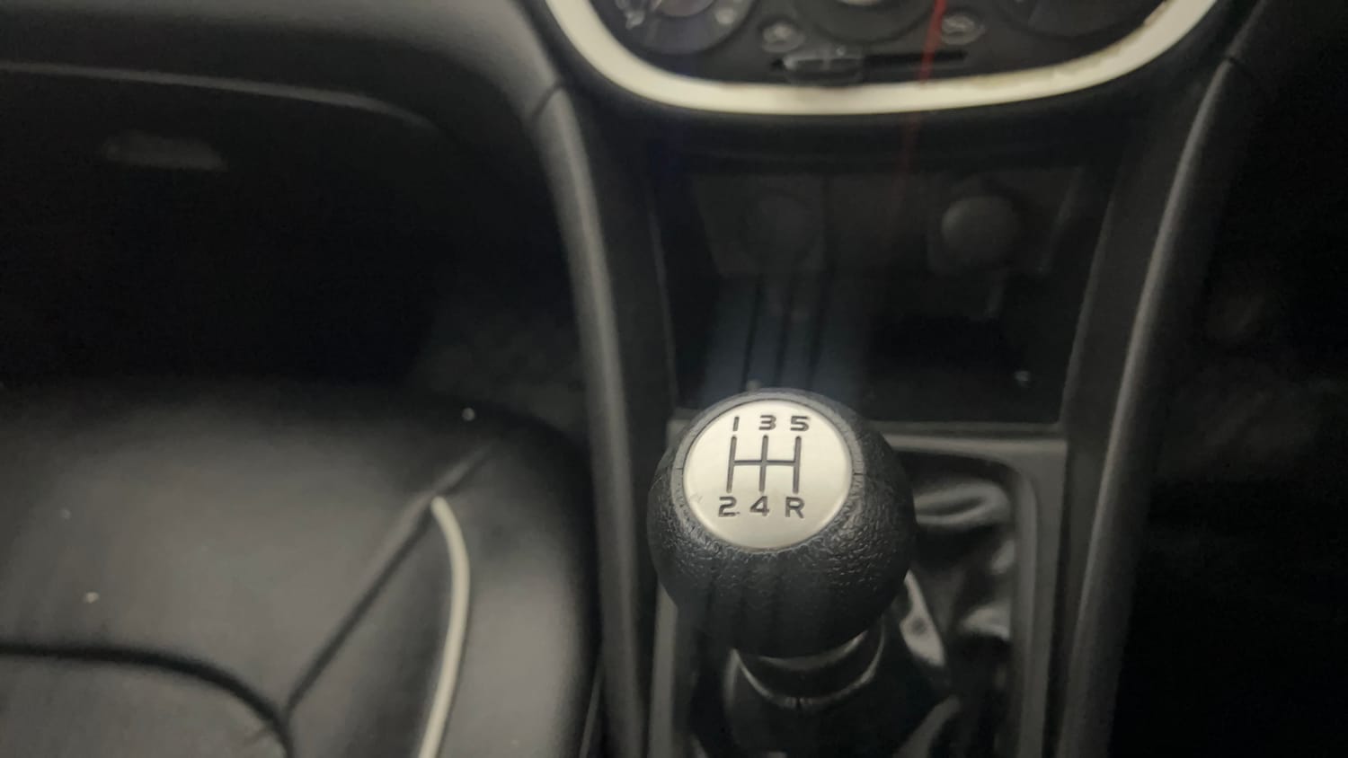 Used 2018 Maruti Suzuki Celerio X Vxi Petrol Manual interior GEAR  KNOB VIEW