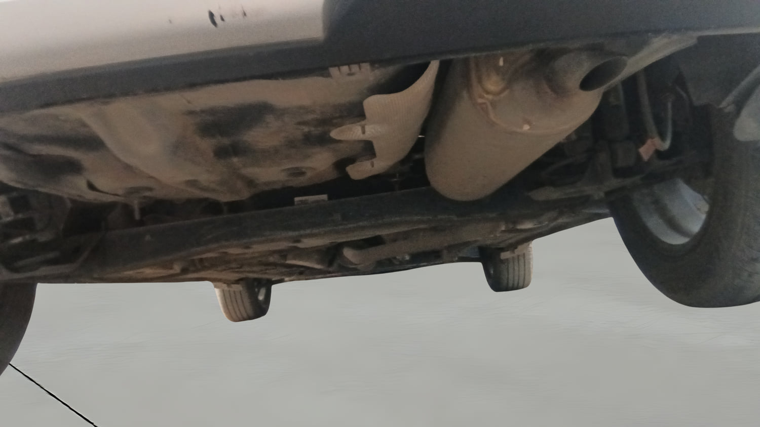 Used 2025 Kia Sonet HTK Plus (O) 1.2 Petrol MT Petrol Manual extra REAR UNDERBODY VIEW (TAKEN FROM REAR)