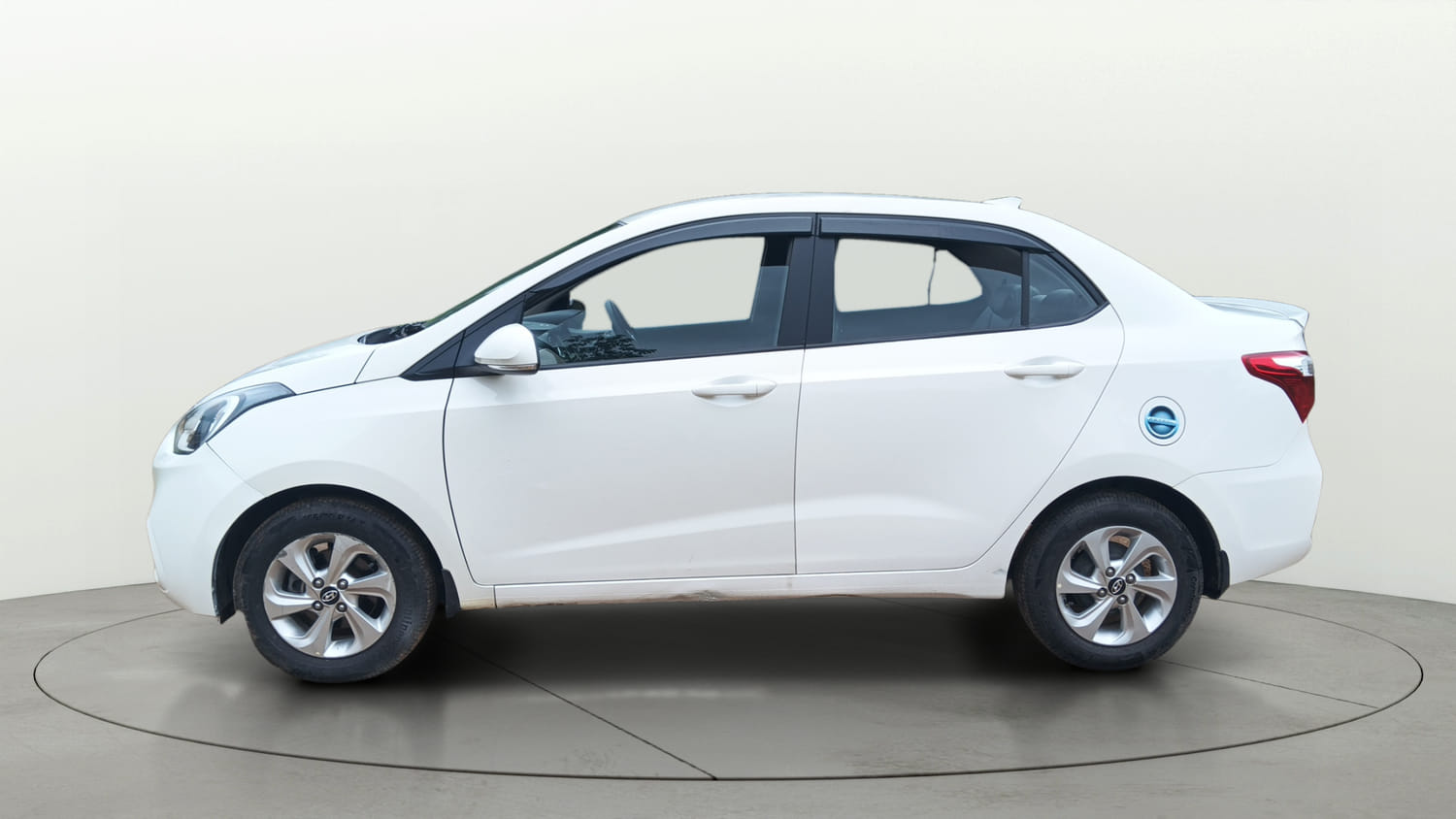Used 2018 Hyundai Xcent SX Petrol Manual exterior LEFT SIDE VIEW