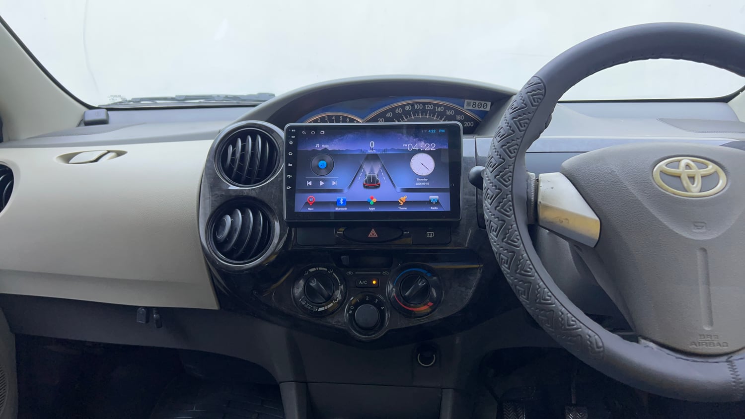 Used 2016 Toyota Etios Liva V Petrol Manual interior MUSIC SYSTEM & AC CONTROL VIEW