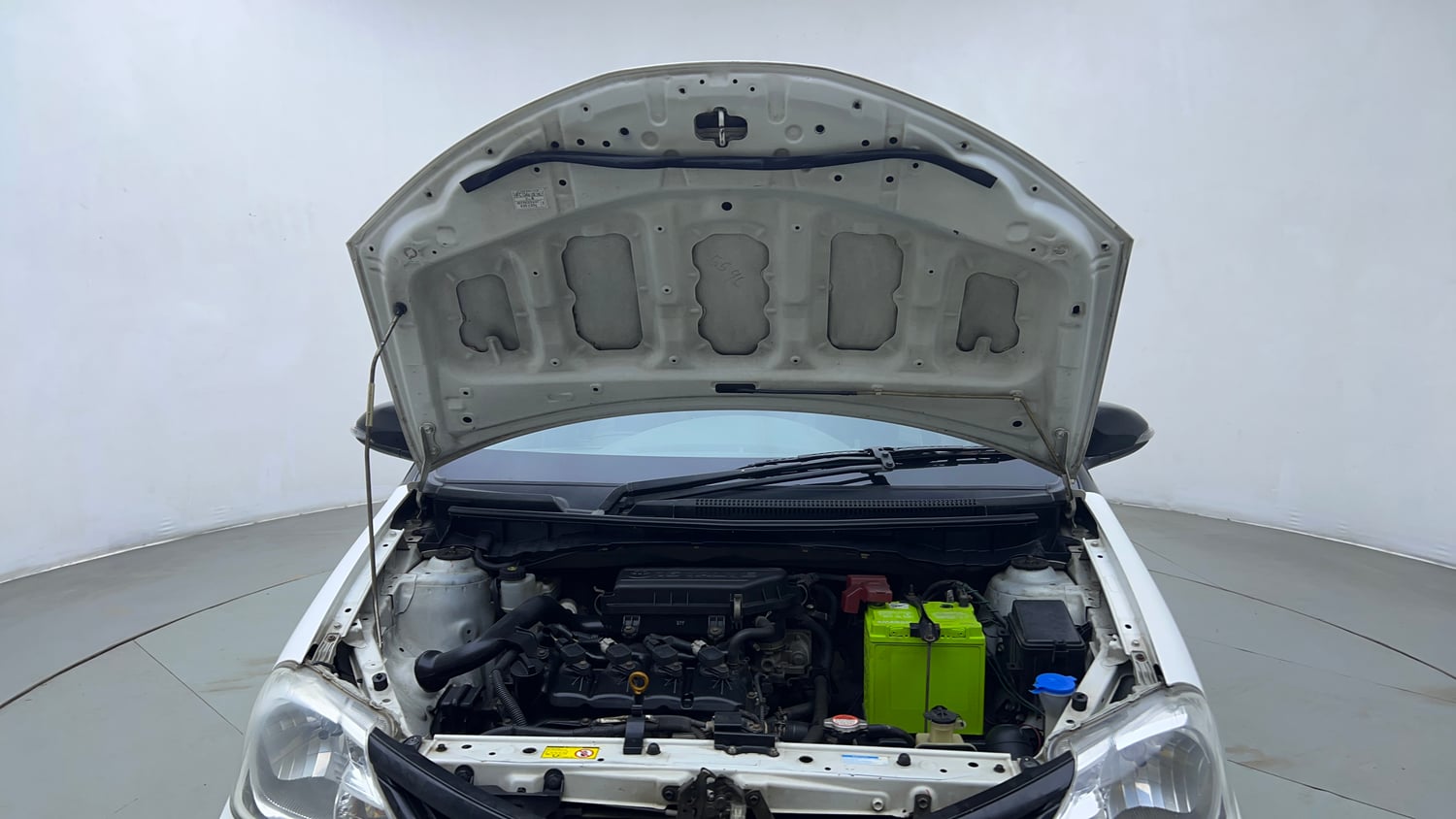 Used 2016 Toyota Etios Liva V Petrol Manual engine ENGINE & BONNET OPEN FRONT VIEW