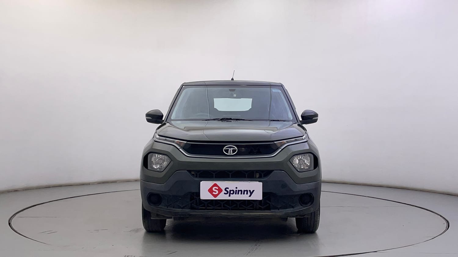 Used 2023 Tata Punch Camo Adventure Rhythm AMT Petrol Automatic exterior FRONT VIEW