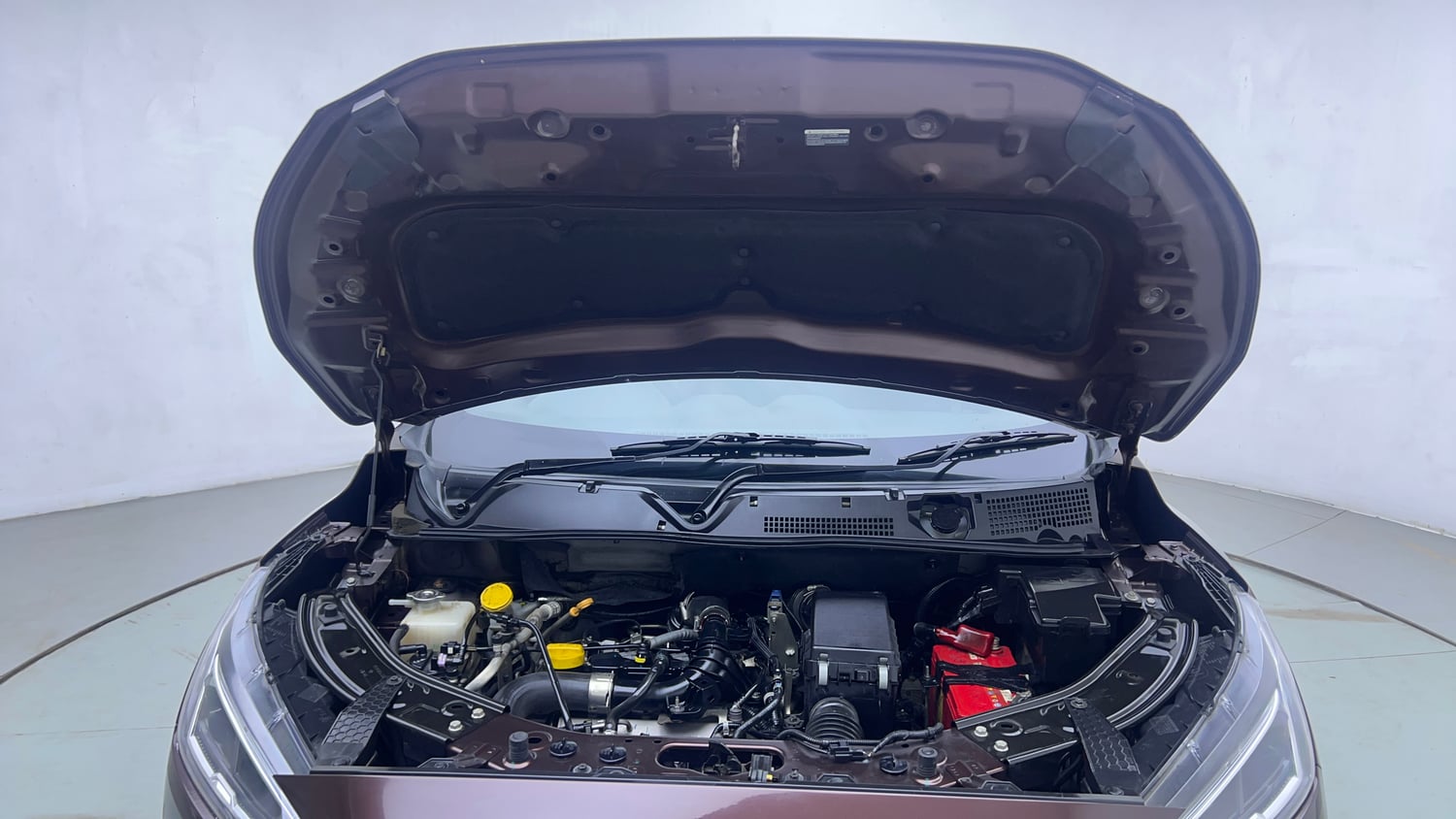Used 2021 Nissan Magnite XV Premium Turbo CVT Petrol Automatic engine ENGINE & BONNET OPEN FRONT VIEW