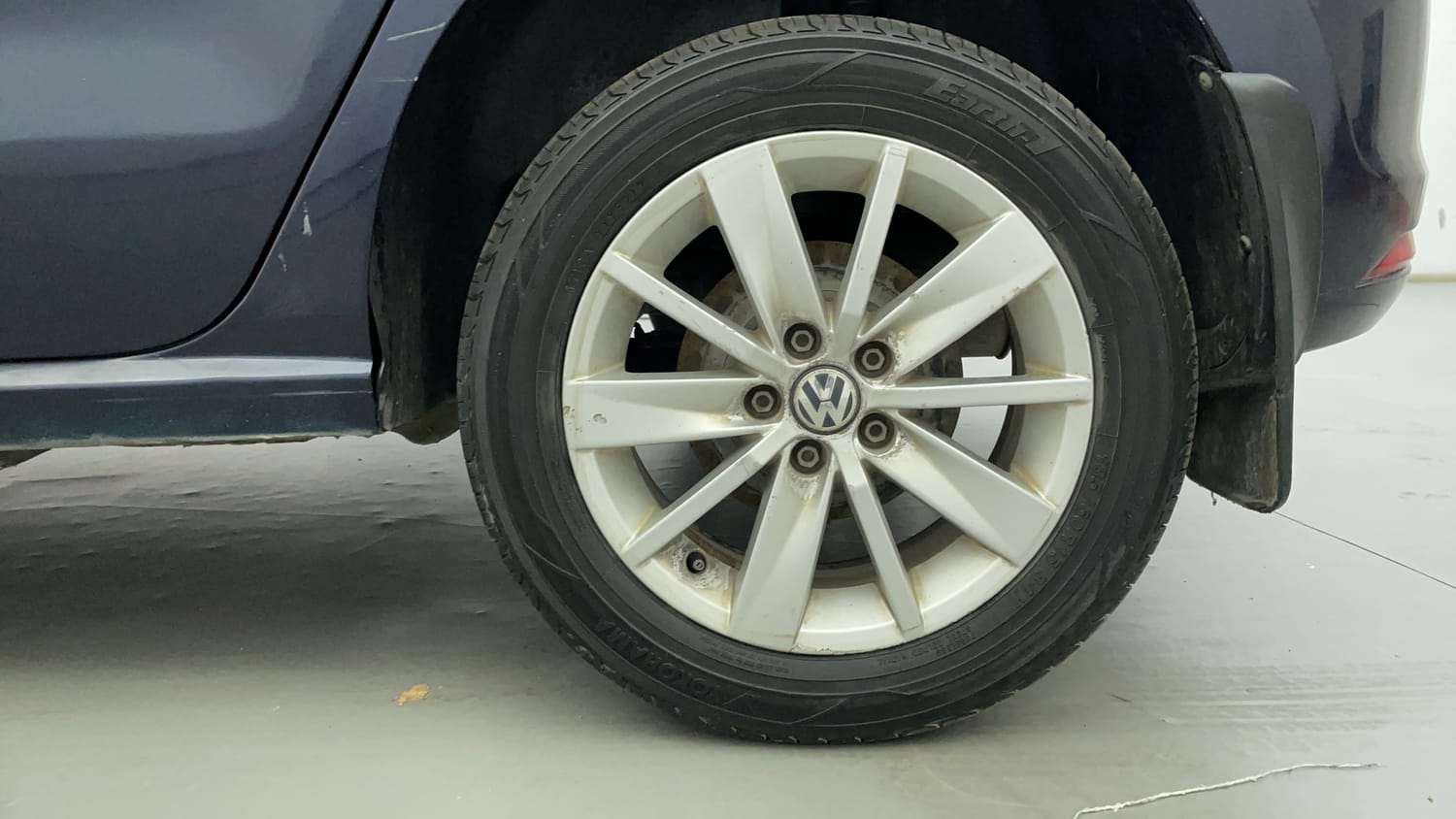 Used 2014 Volkswagen Polo Highline1.2L (P) Petrol Manual tyres LEFT REAR TYRE RIM VIEW