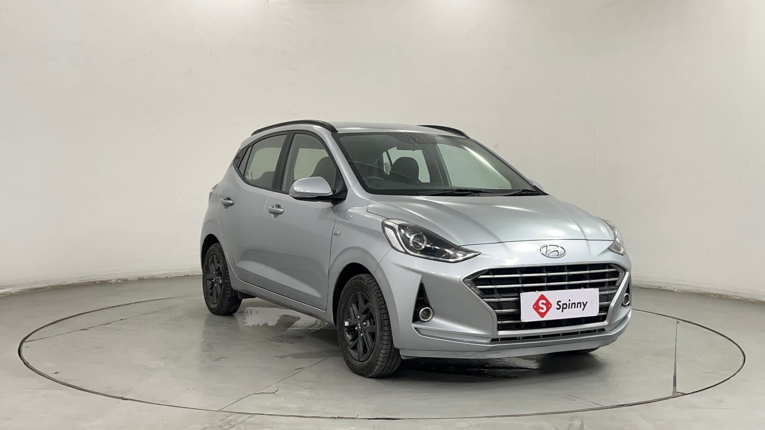 Used 2021 Hyundai Grand i10 Nios Sportz AMT 1.2 Kappa VTVT Petrol Automatic exterior RIGHT FRONT CORNER VIEW