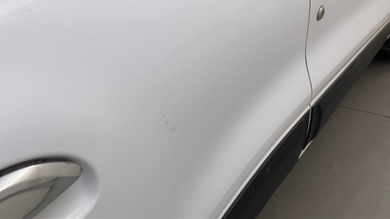 Used 2022 Renault Kwid RXT 1.0 Petrol Manual dents MINOR DENT
