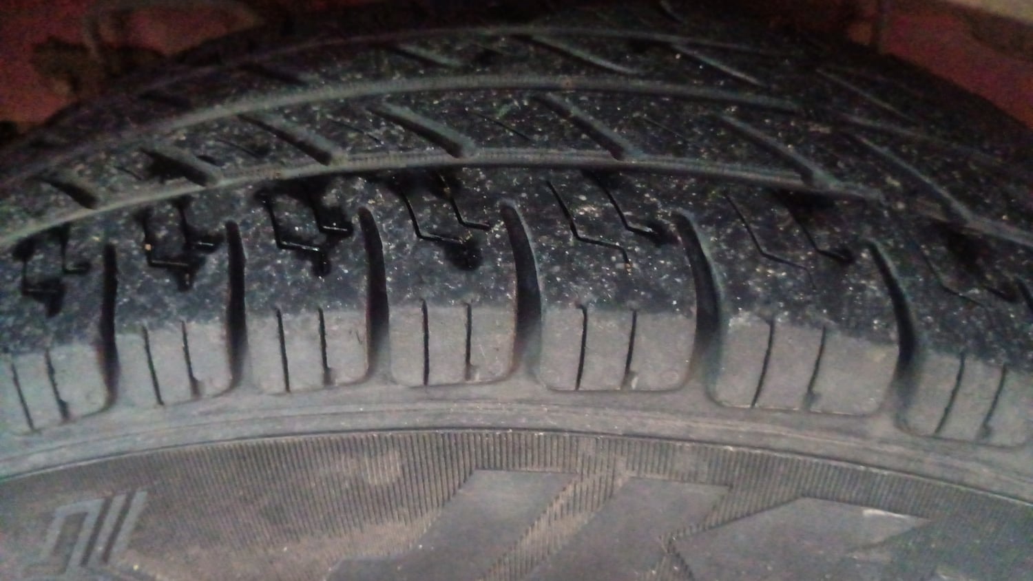 Used 2018 Hyundai Elite i20 Sportz 1.2 Petrol Manual tyres RIGHT REAR TYRE TREAD VIEW