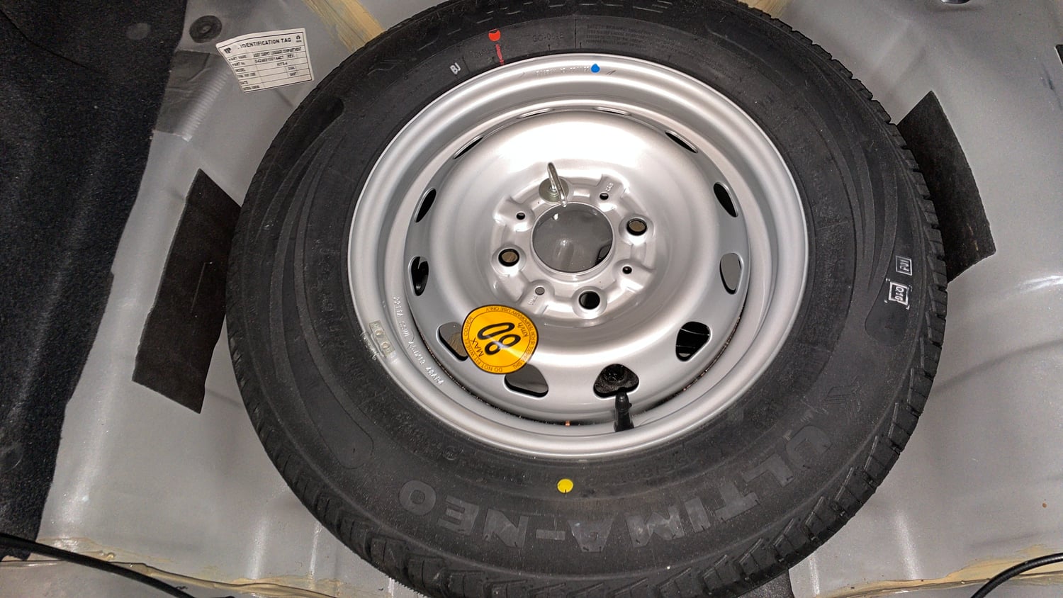 Used 2023 Tata Tiago XT (O) Petrol Manual tyres SPARE TYRE VIEW