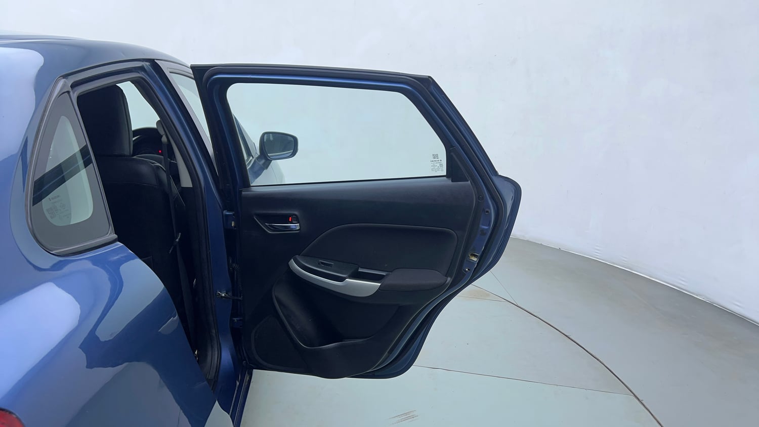 Used 2018 Maruti Suzuki Baleno Delta 1.2 Petrol Manual interior RIGHT REAR DOOR OPEN VIEW