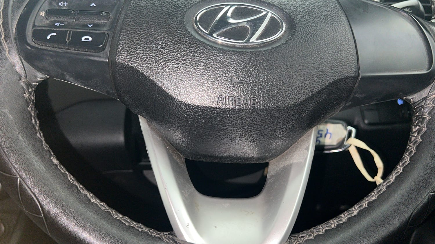 Used 2021 Hyundai Venue S Plus 1.2 Petrol Petrol Manual top_features Airbags