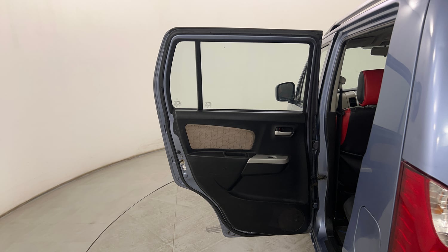Used 2014 Maruti Suzuki Wagon R VXI Petrol Manual interior LEFT REAR DOOR OPEN VIEW