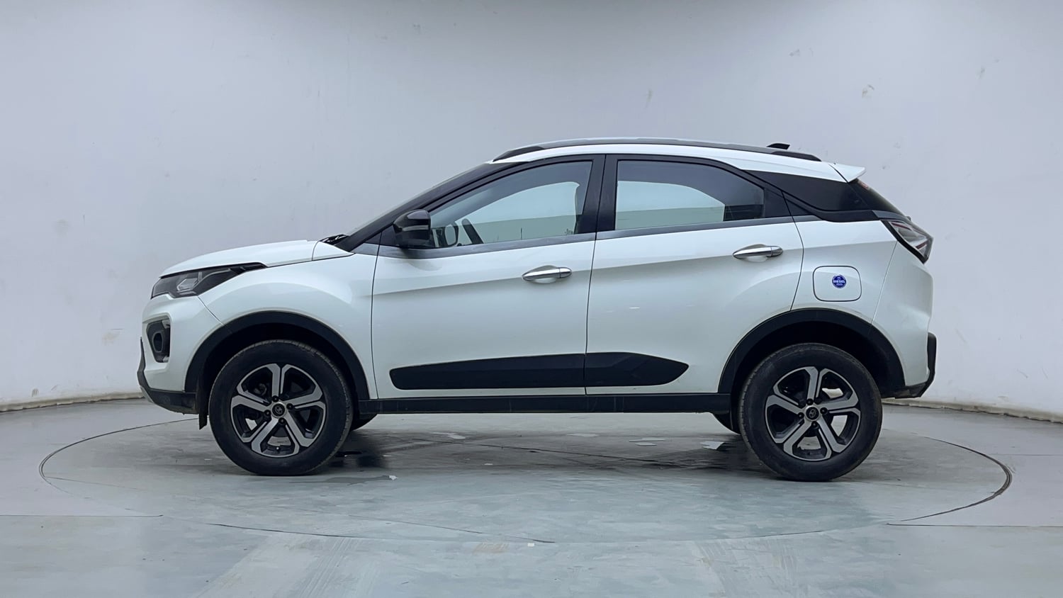 Used 2021 Tata Nexon XZ Plus Diesel Diesel Manual exterior LEFT SIDE VIEW