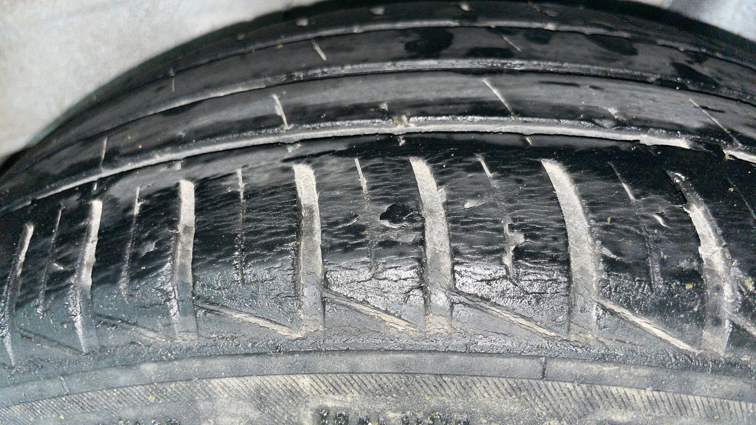 Used 2020 Hyundai Grand i10 Nios Sportz 1.2 Kappa VTVT Petrol Manual tyres LEFT REAR TYRE TREAD VIEW