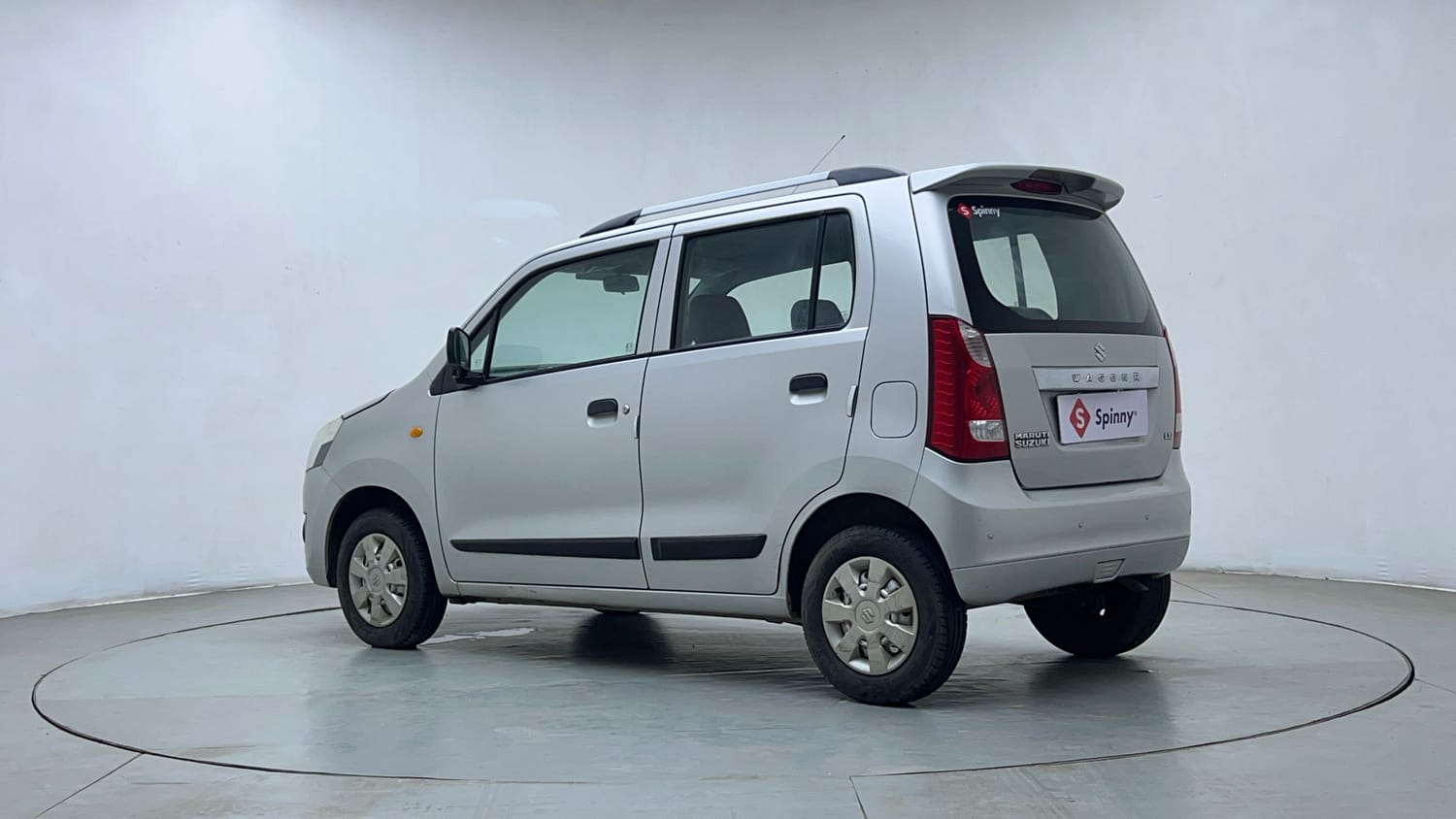 Used 2014 Maruti Suzuki Wagon R LXI Petrol Manual exterior LEFT REAR CORNER VIEW