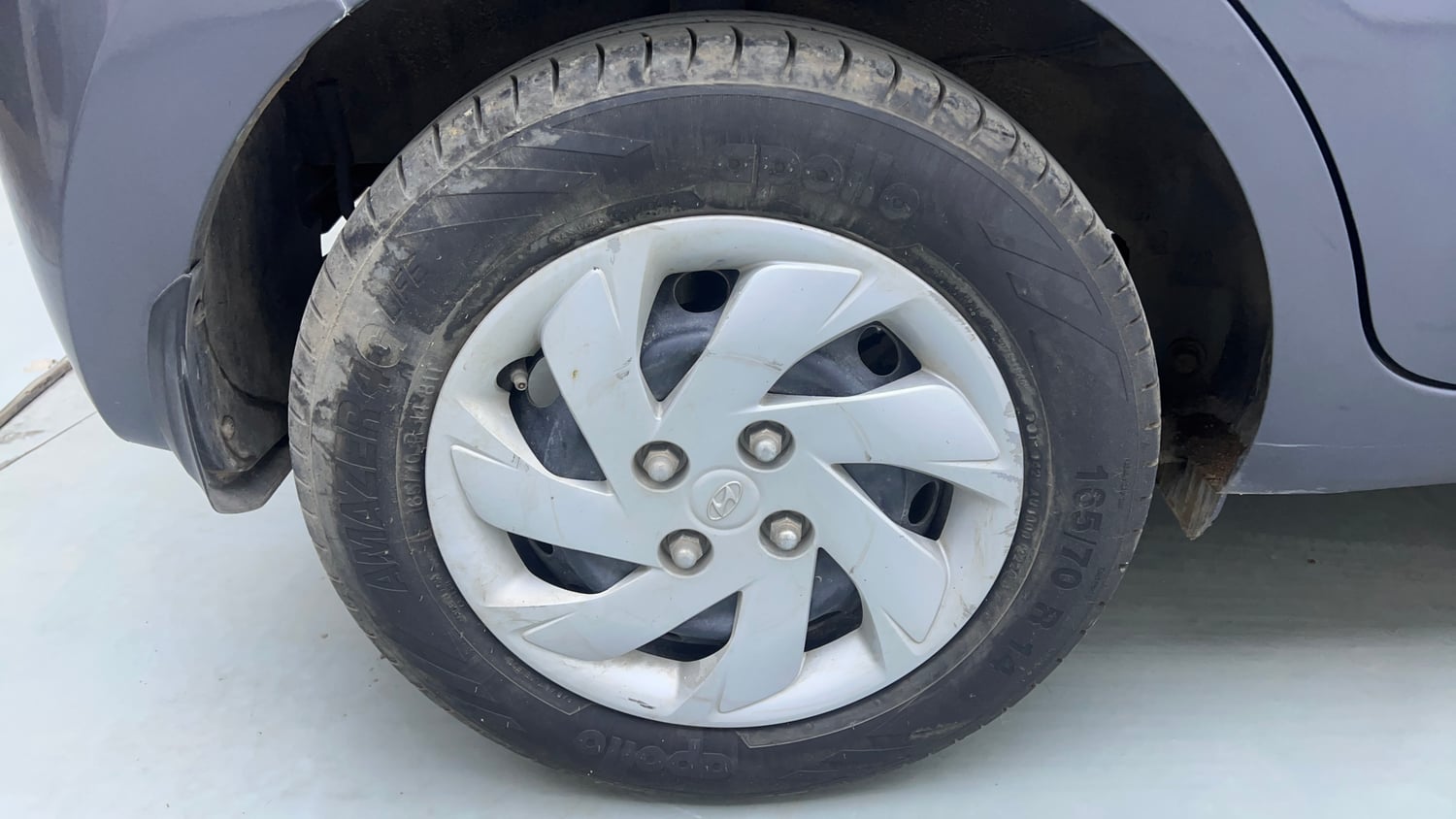 Used 2019 Hyundai Santro Sportz AMT Petrol Automatic tyres RIGHT REAR TYRE RIM VIEW