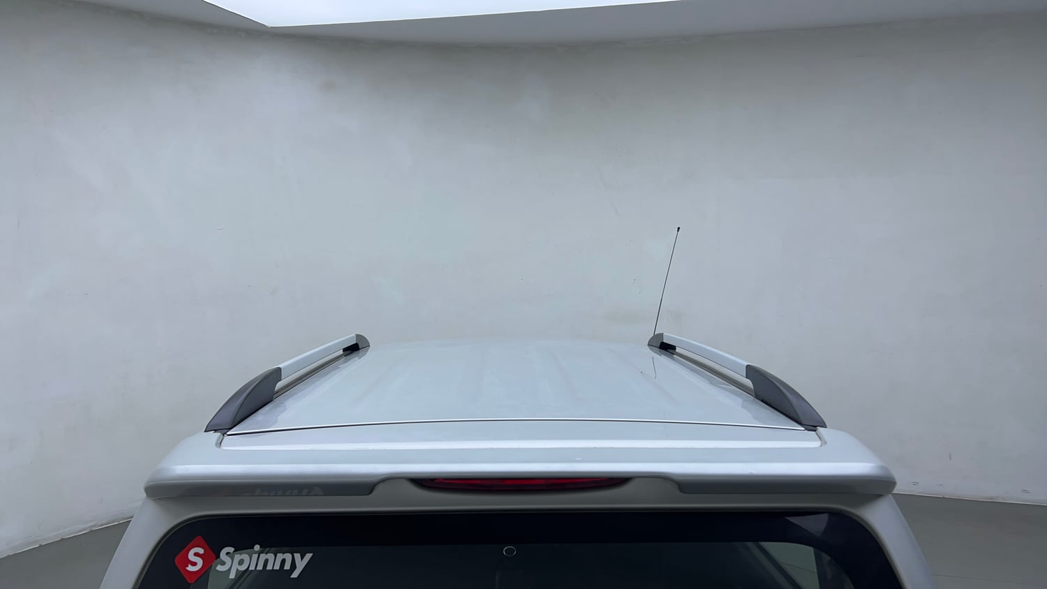 Used 2014 Maruti Suzuki Wagon R LXI Petrol Manual exterior EXTERIOR ROOF VIEW