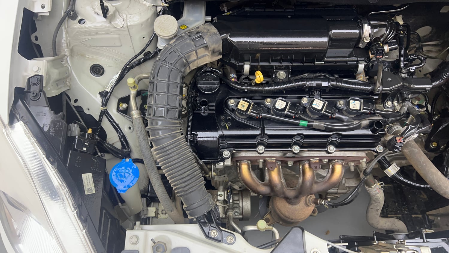 Used 2019 Maruti Suzuki Dzire VXi Petrol Manual engine ENGINE RIGHT SIDE VIEW