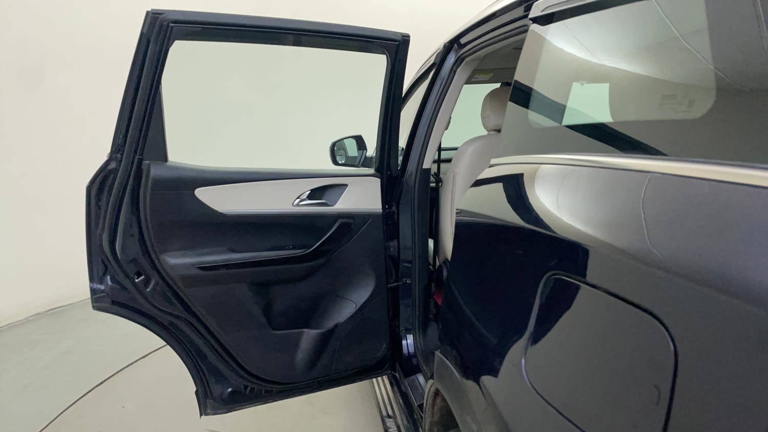 Used 2022 Mahindra XUV700 AX 7 Diesel MT 7 STR Diesel Manual interior LEFT REAR DOOR OPEN VIEW