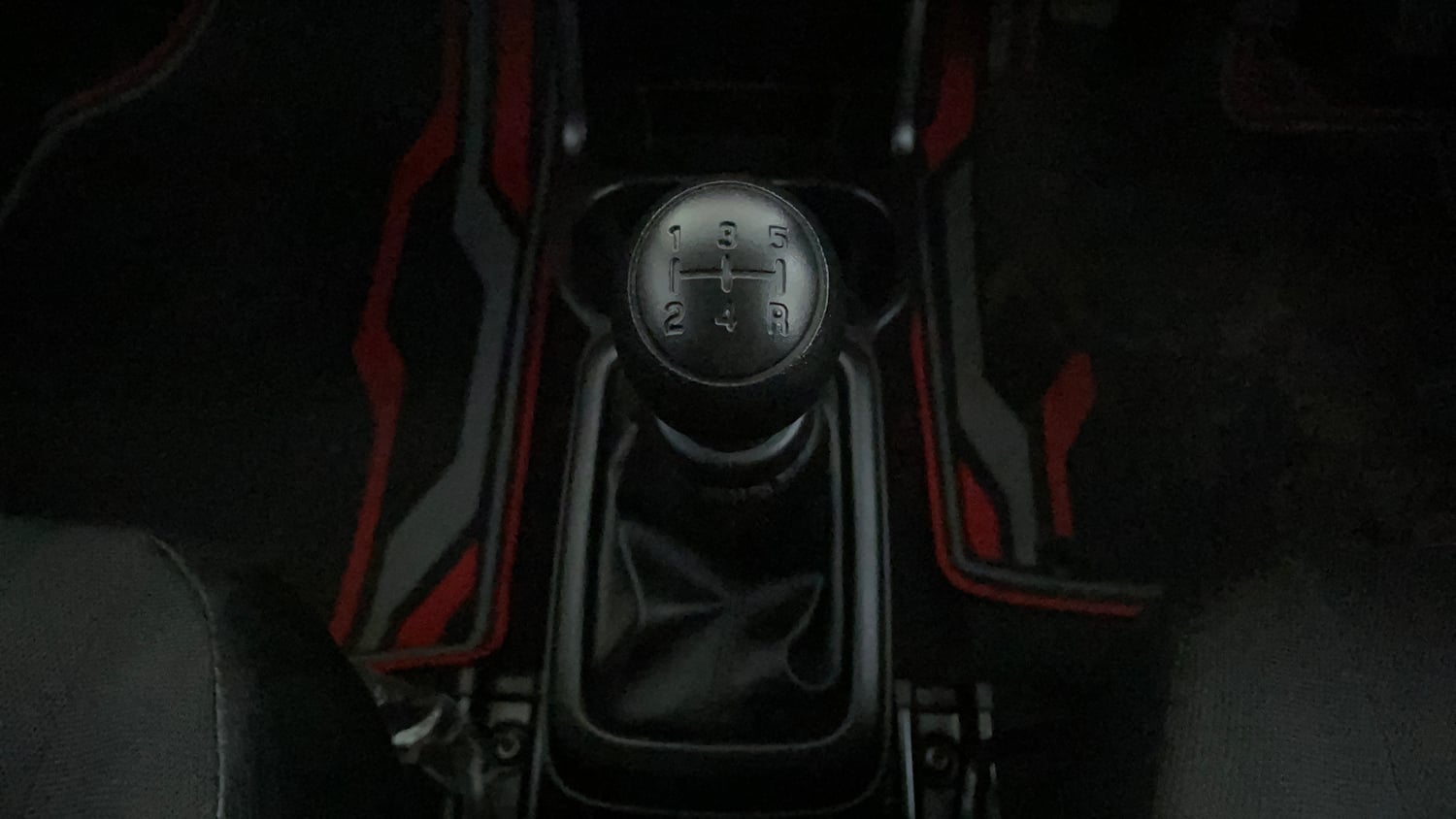 Used 2025 Maruti Suzuki S-Presso VXi (O) Petrol Manual interior GEAR  KNOB VIEW