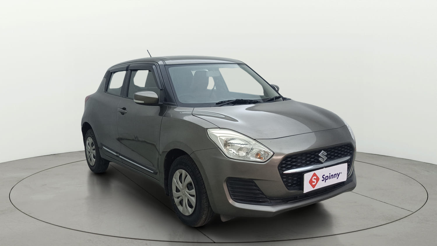 Used 2022 Maruti Suzuki Swift VXi AMT Petrol Automatic exterior RIGHT FRONT CORNER VIEW