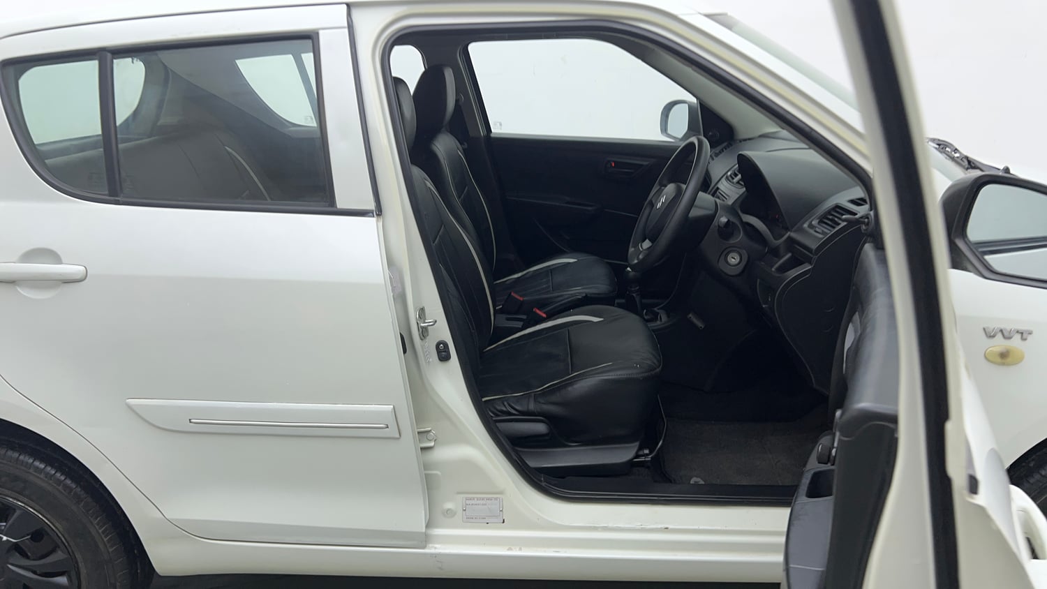 Used 2014 Maruti Suzuki Swift LXi Petrol Manual interior RIGHT SIDE FRONT DOOR CABIN VIEW