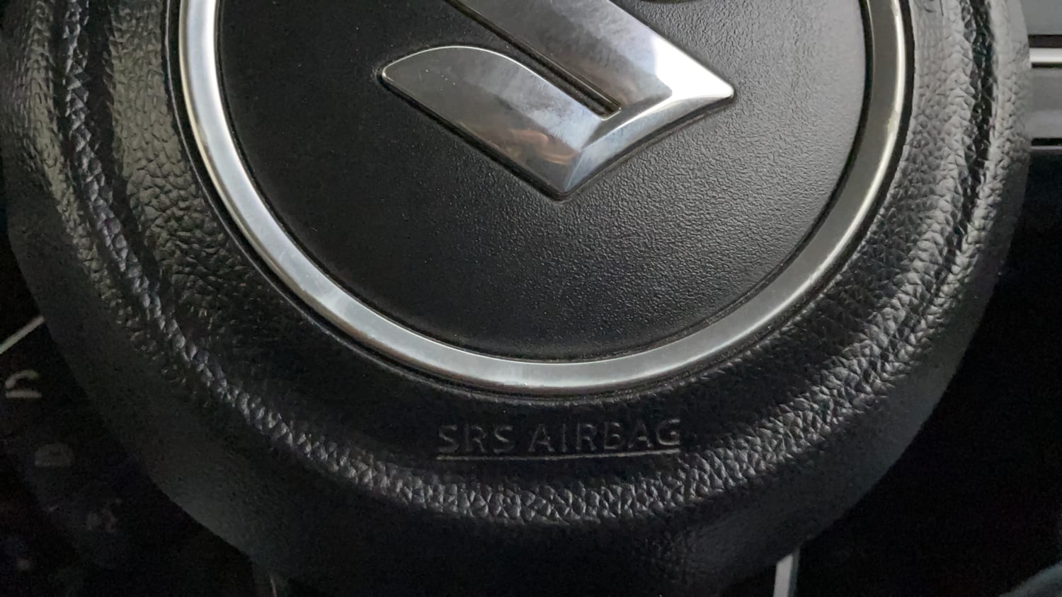 Used 2019 Maruti Suzuki Swift ZXi Plus AMT Petrol Automatic top_features Airbags