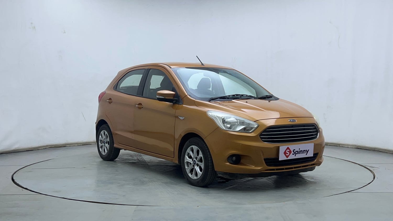 Used 2016 Ford Figo Titanium Plus 1.2 Ti-VCT Petrol Manual exterior RIGHT FRONT CORNER VIEW
