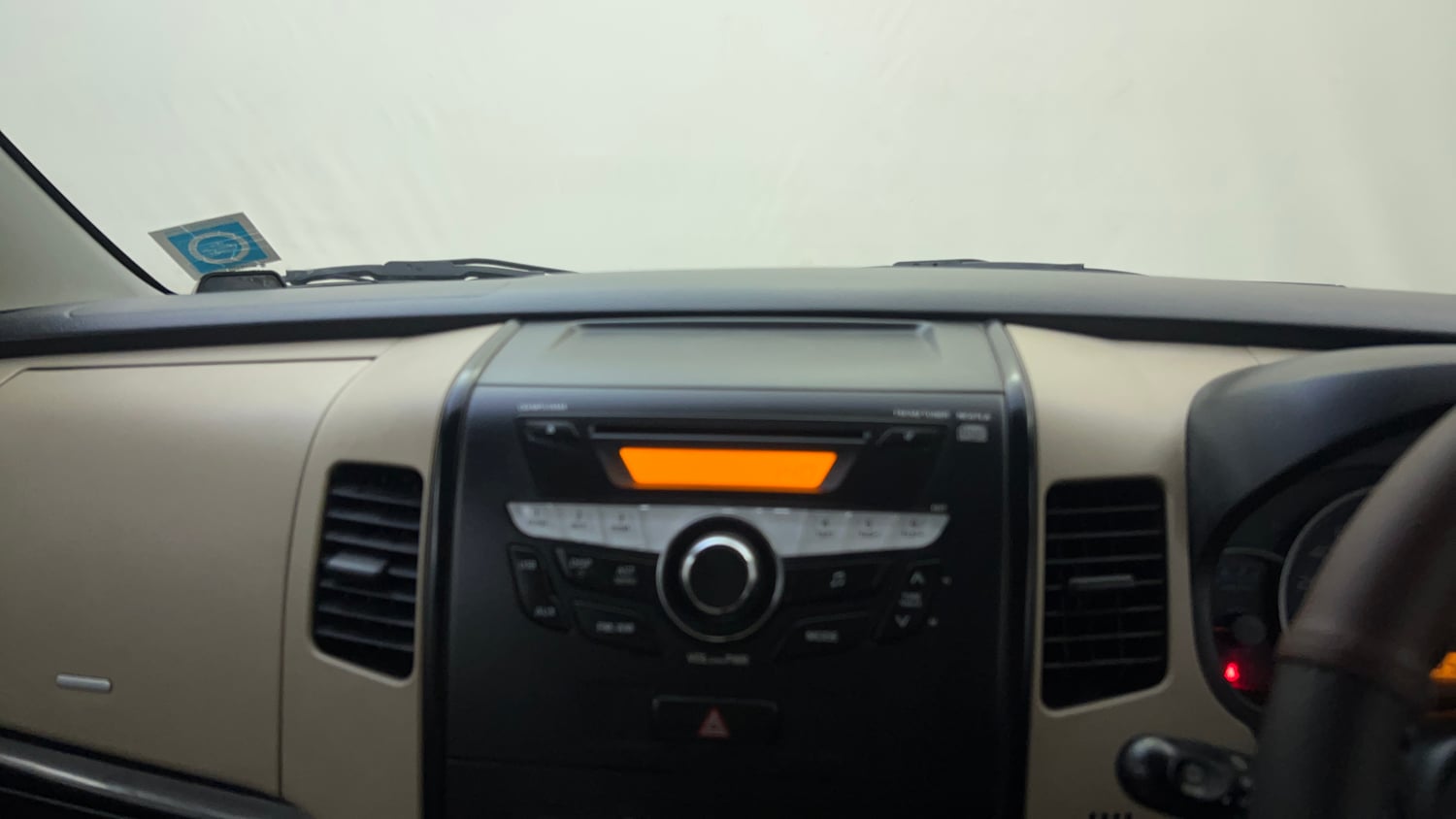 Used 2017 Maruti Suzuki Wagon R 1.0 VXI AMT Petrol Automatic top_features Integrated (in-dash) music system