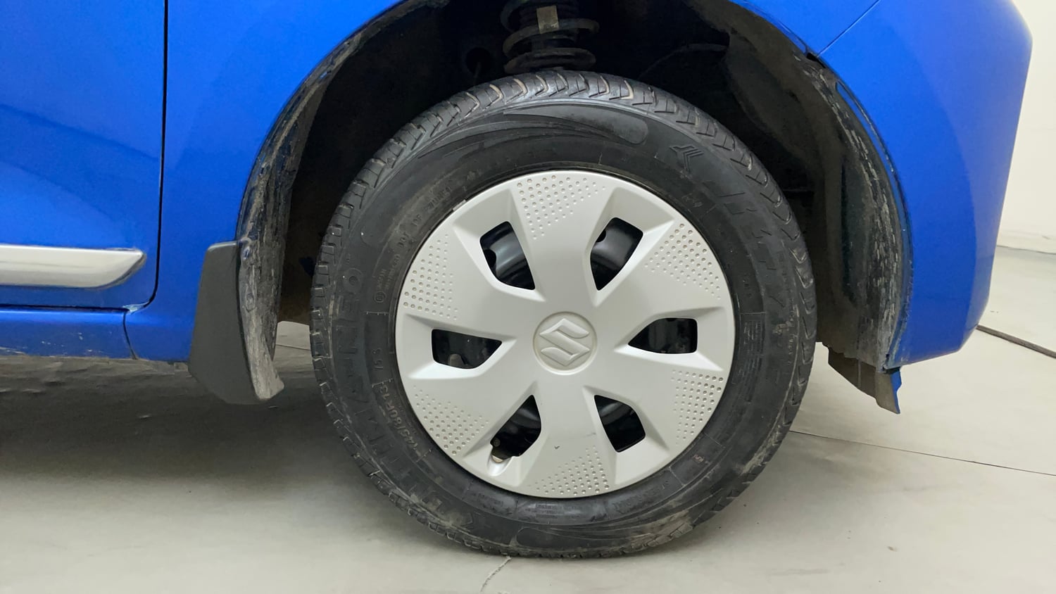 Used 2024 Maruti Suzuki Alto K10 VXi Plus AGS Petrol Automatic tyres RIGHT FRONT TYRE RIM VIEW