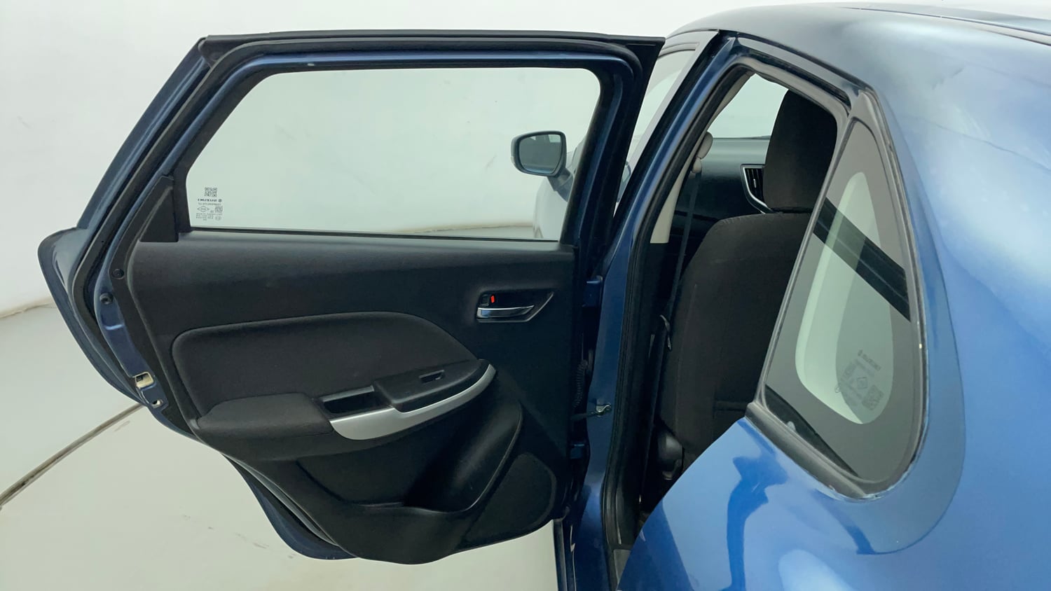 Used 2017 Maruti Suzuki Baleno Delta 1.2 Petrol Manual interior LEFT REAR DOOR OPEN VIEW