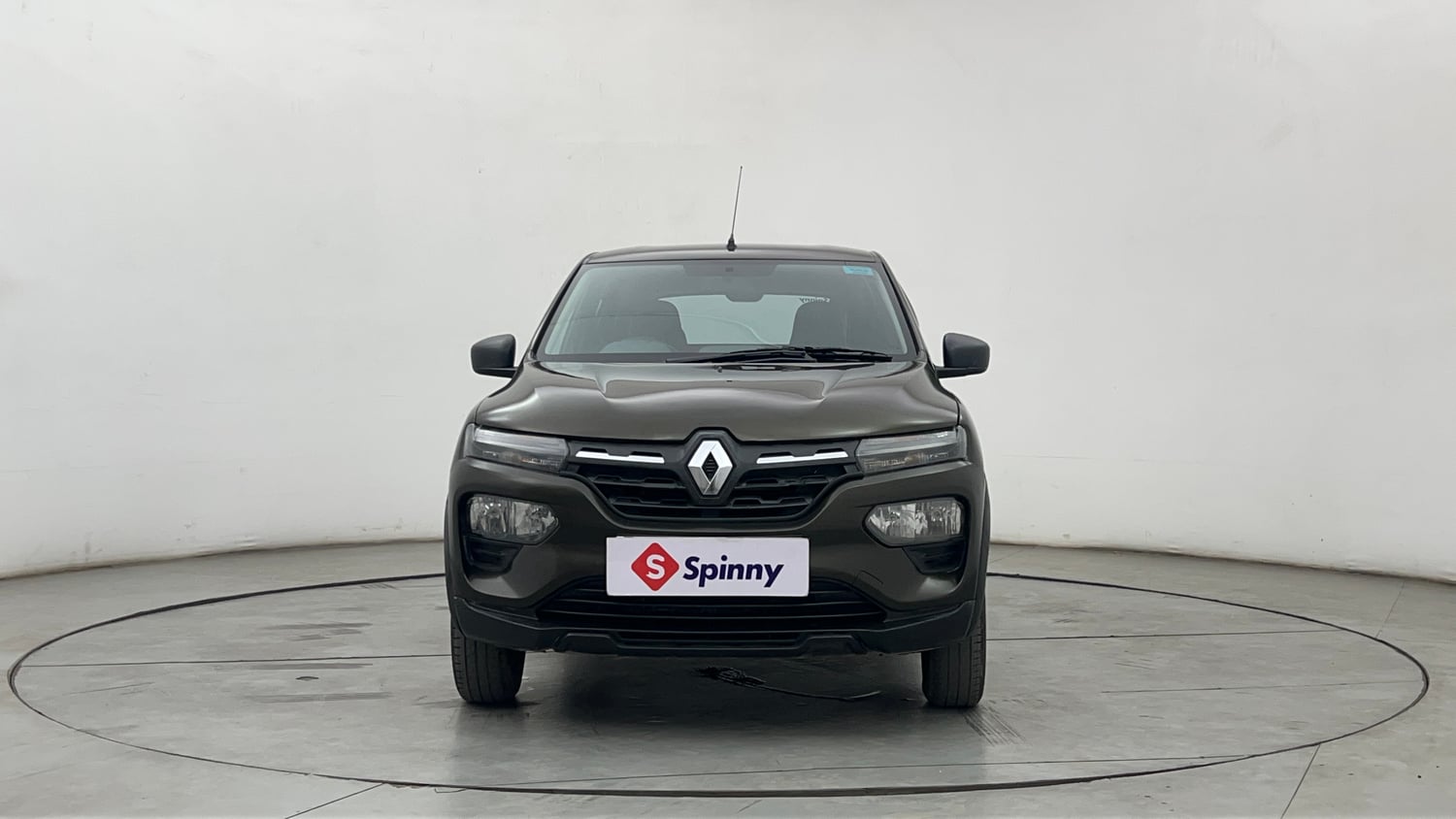 Used 2021 Renault Kwid RXT 1.0 (O) Petrol Manual exterior FRONT VIEW