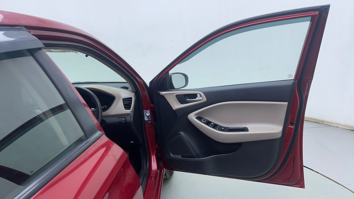 Used 2019 Hyundai Elite i20 Magna Plus 1.2 Petrol Manual interior RIGHT FRONT DOOR OPEN VIEW