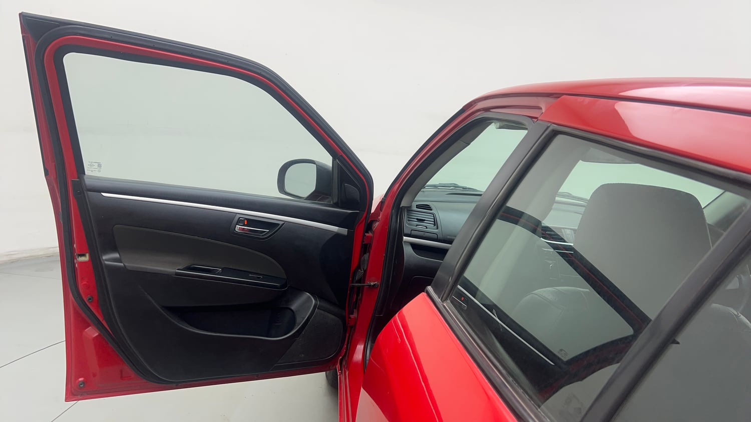 Used 2017 Maruti Suzuki Swift ZXi Petrol Manual interior LEFT FRONT DOOR OPEN VIEW
