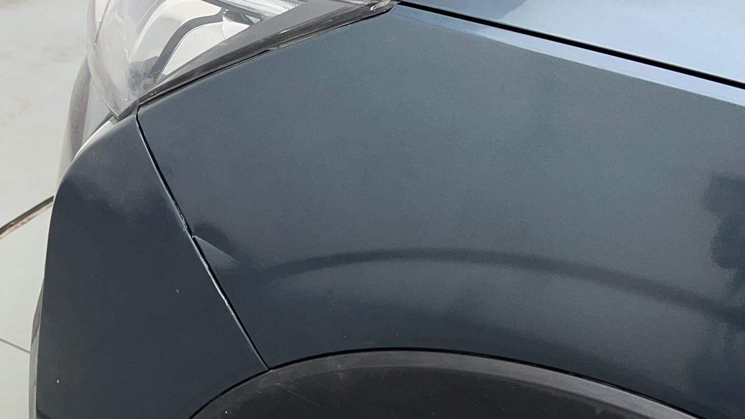 Used 2022 Mahindra XUV 300 W8 (O) 1.2 Petrol AMT Petrol Automatic dents MINOR SCRATCH